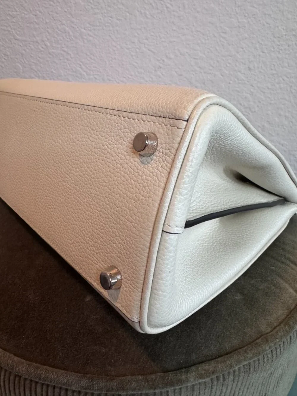 Gucci Zumi White Leather Top Handle Bag Crossbody